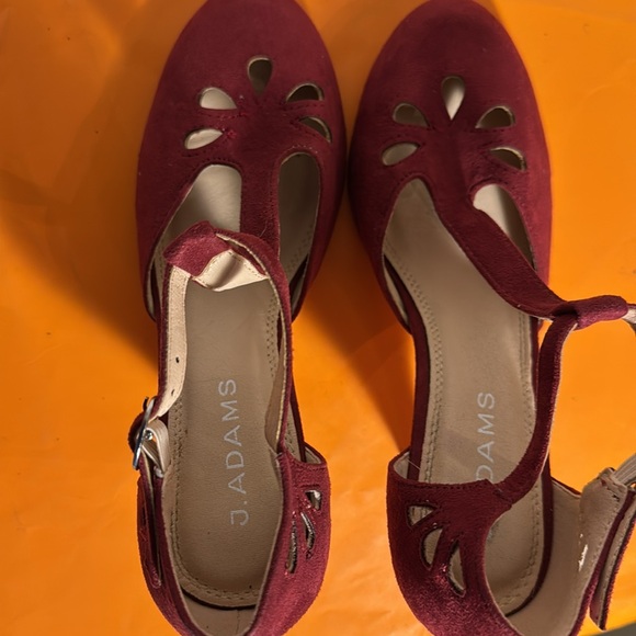 Burgundy Heels - Picture 5 of 7